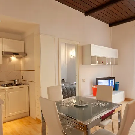 In - San Pio Apartment *
