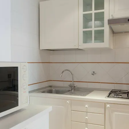 Apartment In - San Pio Rome