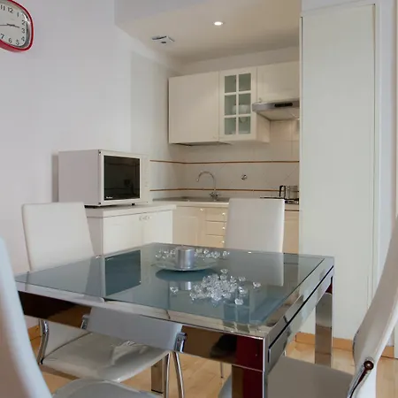 Apartment In - San Pio Rome
